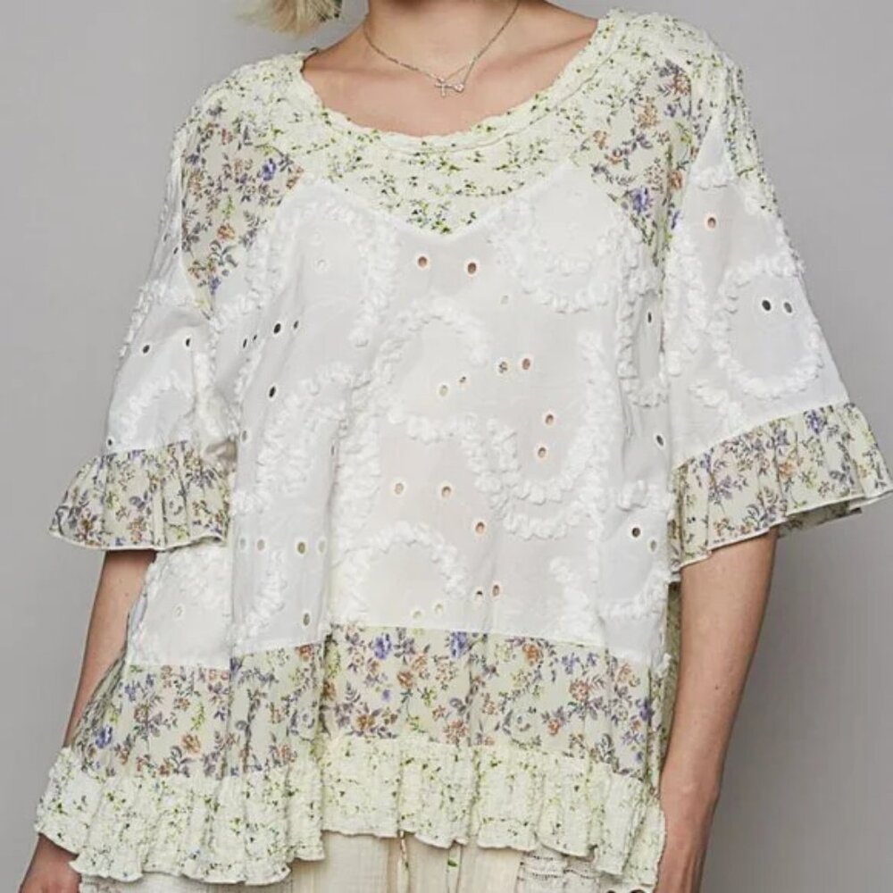 POL Lace Floral High Low Top Size Large